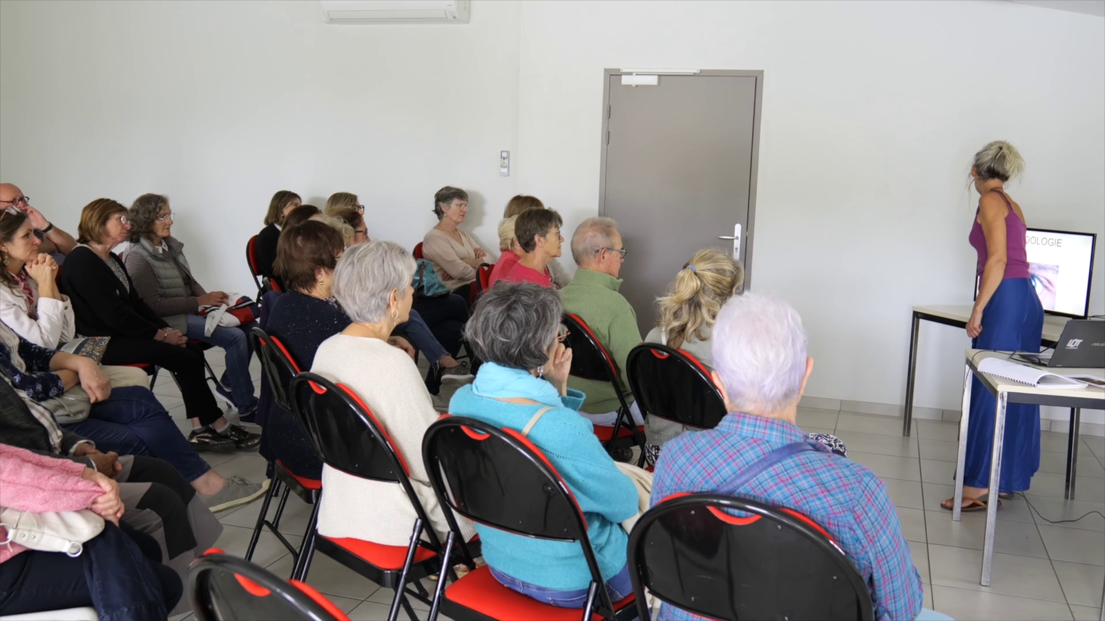 CONFÉRENCES-ATELIERS